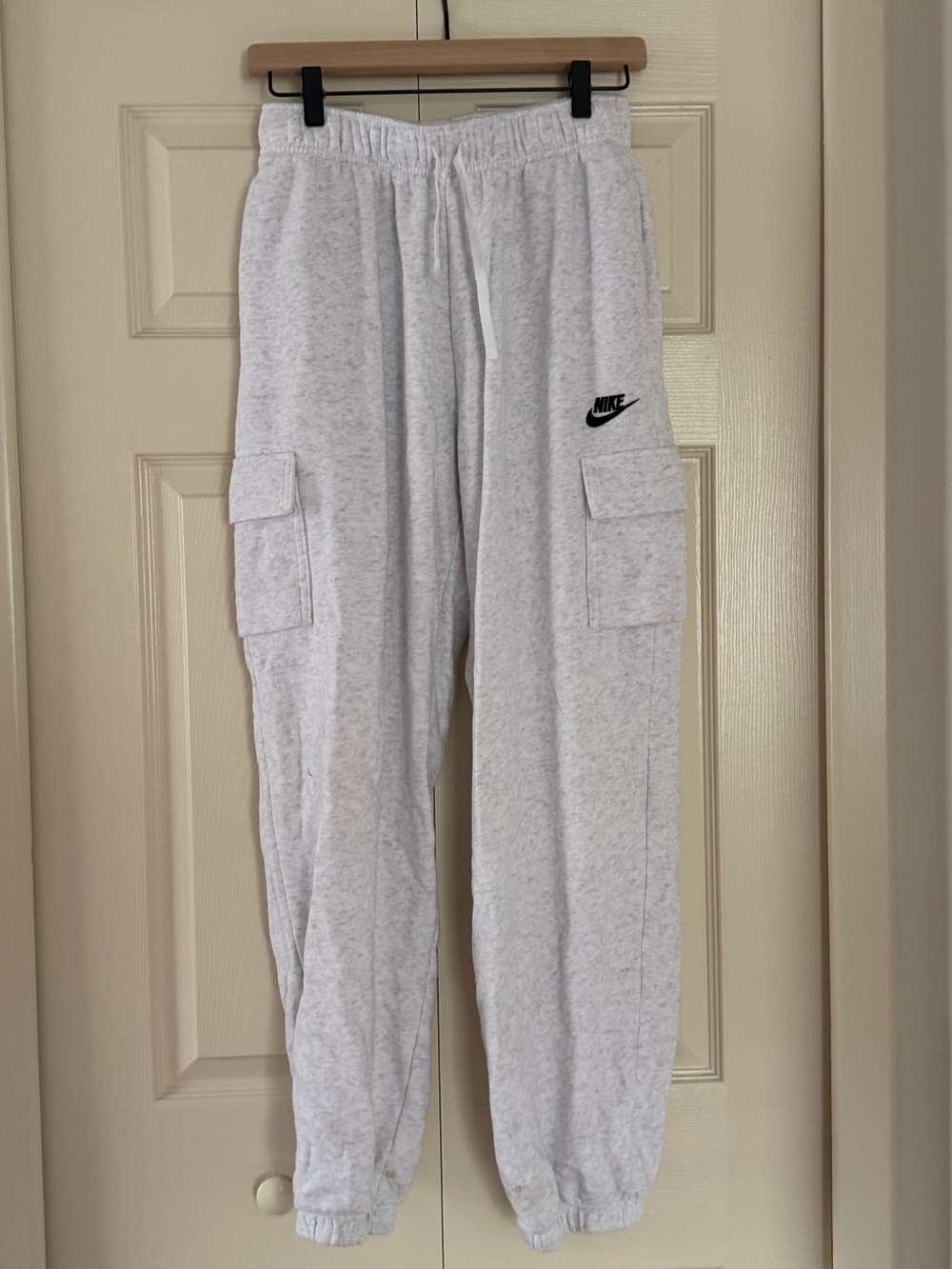 Nike Men’s Light Heather Gray Cargo Joggers